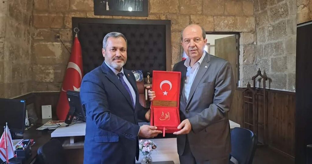 Cumhurbaşkanı Tatar, Din İşleri Başkanlığı Gazimağusa Temsilciliğini ziyaret etti