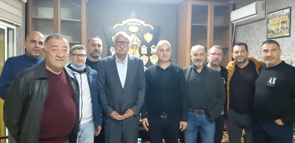 “Maddi imkansızlıklara rağmen, spor kulüplerinin başarılı çalışmalarını takdirle izliyoruz”