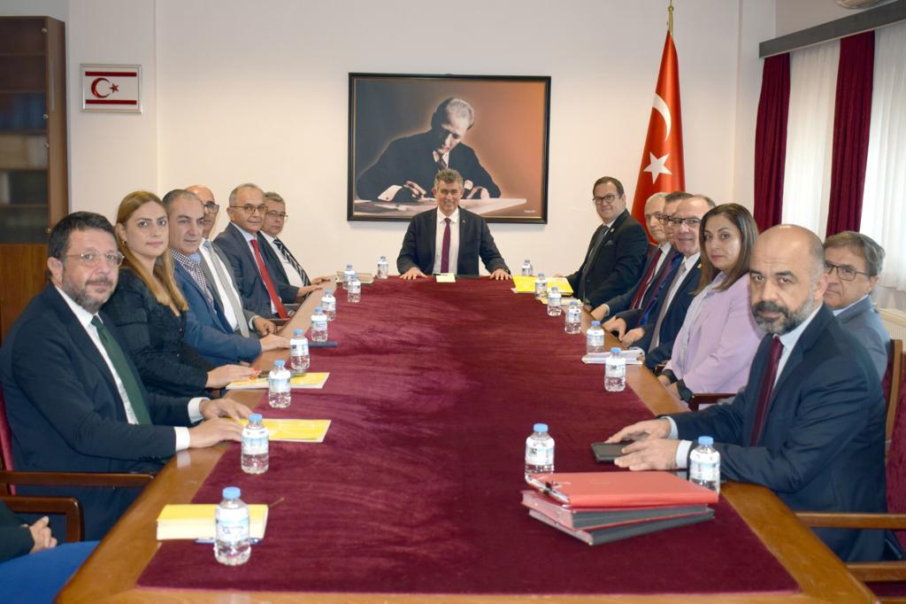 Büyükelçi Feyzioğlu, KTTO Yönetim kurulu ve Üyeleri ile toplantı yaptı