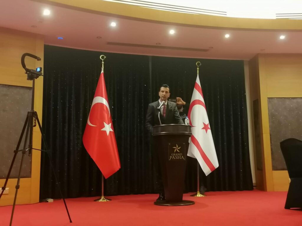 MDP Genel Başkanı Büsküvütçü, “Milli Davamız Kıbrıs” konferansında konuştu