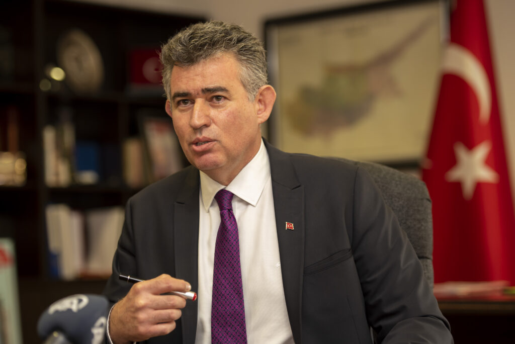 “Kıbrıs’ı bir mesele değil, mili dava olarak görüyorum”