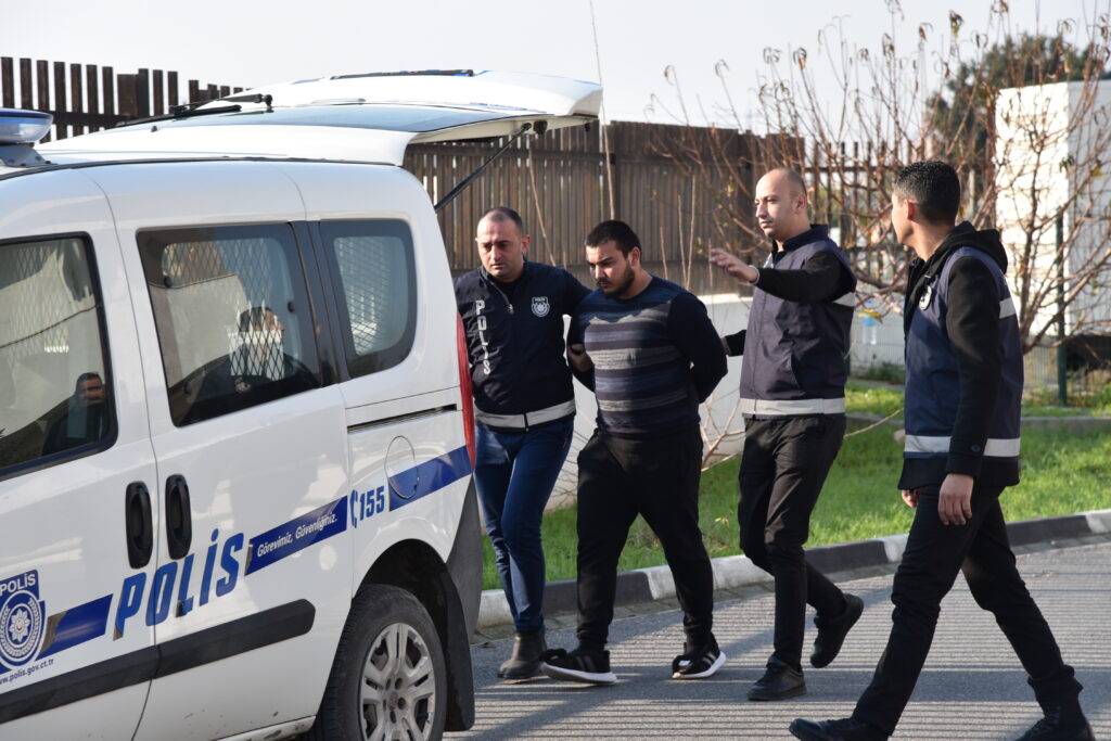 Katil zanlısı 3 ayı aşmamak koşuluyla cezaevine gönderildi