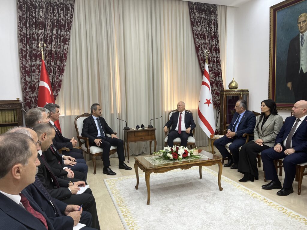 “Milli ve manevi değerler olmazsa bir yol kat etmek mümkün değil”