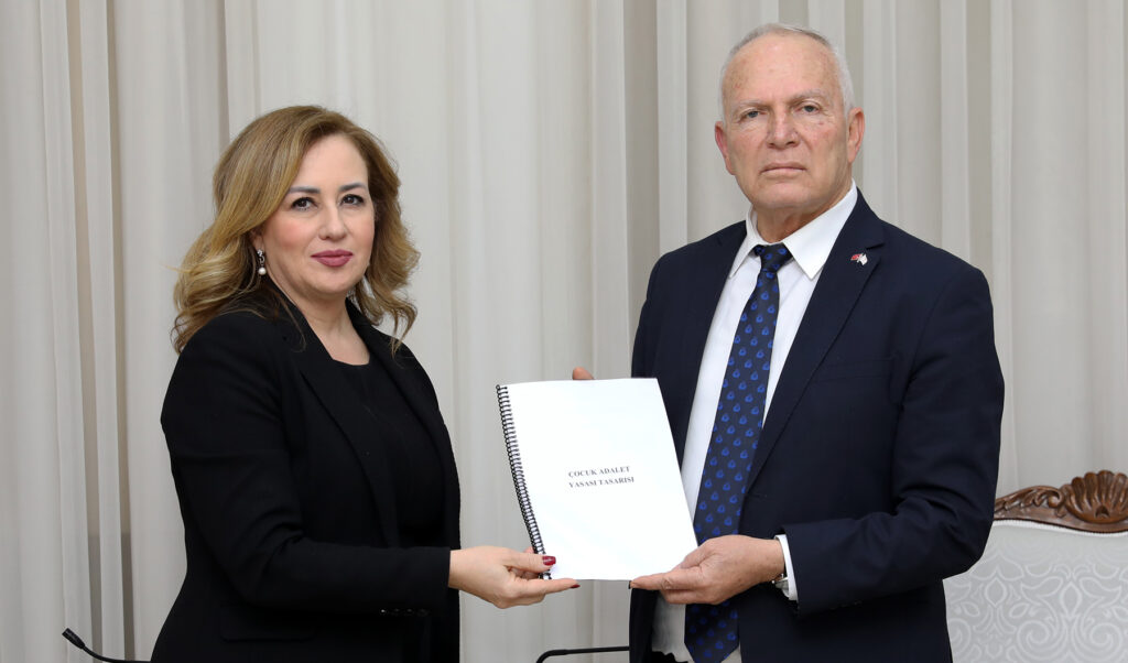 “Geleceğimizin teminatı ve garantisi olan çocuklarımız için en iyisini yapmaya devam edeceğiz”