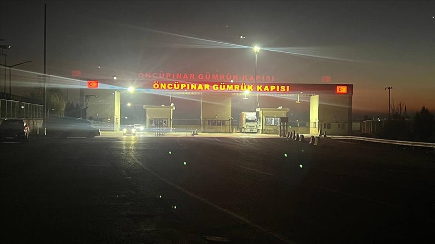YPG/PKK’lı teröristlerce atılan roketler Kilis’te sınır bölgesine düştü