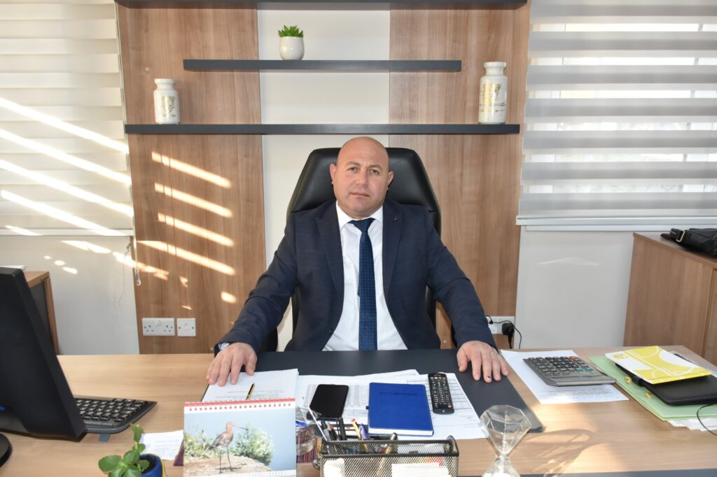 “Her litre süt, SÜTEK tarafından ince elenip, sık dokunarak analizleri yapılır”
