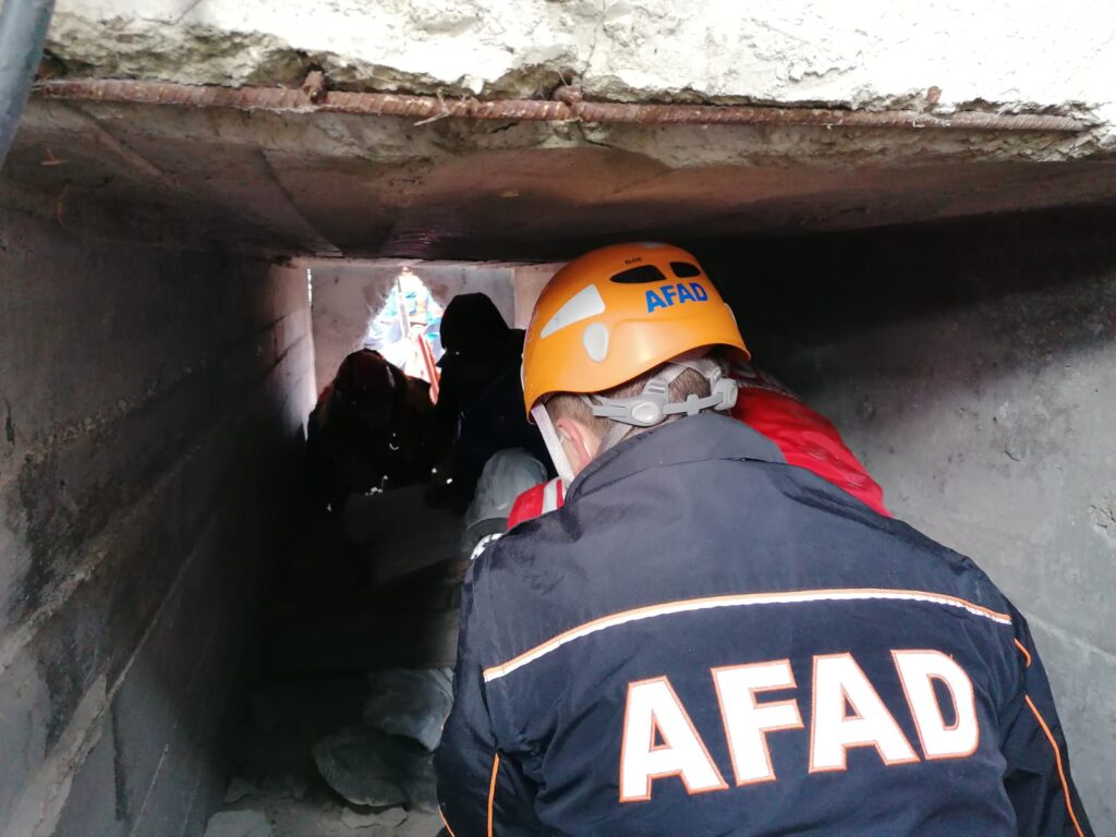 Kahramanmaraş merkezli depremlerde 20 bin 937 kişi hayatını kaybetti