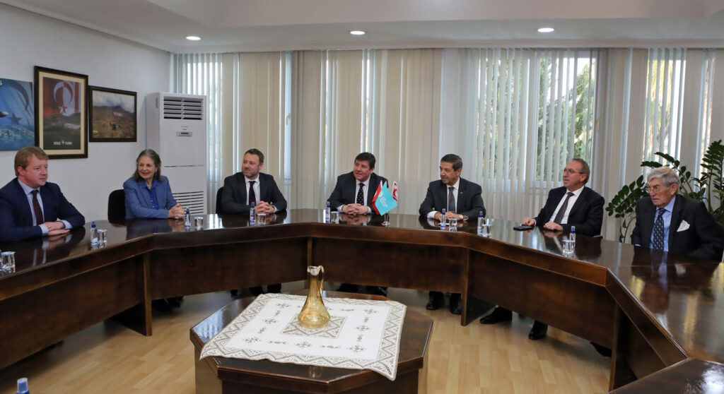 “İngiltere, geç de olsa Kıbrıs Türk halkına yönelik sorumluklarını yerine getirmeli”