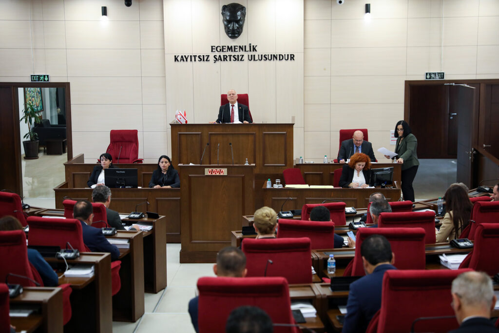 Cumhuriyet Meclis Genel Kurulu toplandı