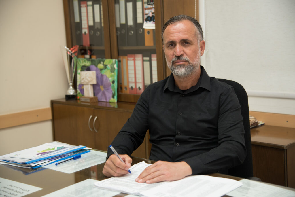 “Halil hocam sen rahat uyu”