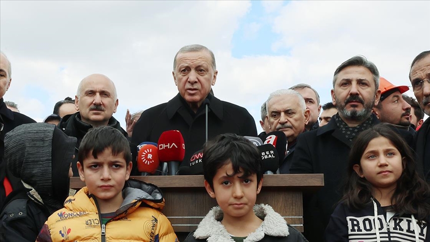 “Depremlerde 18 bin 991 kişi hayatını kaybetti, 75 bin 523 kişi kurtarıldı”