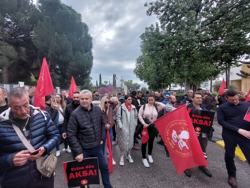 “Ülkede yaşanacak karanlıkların sorumlusu El-Sen olmayacak”
