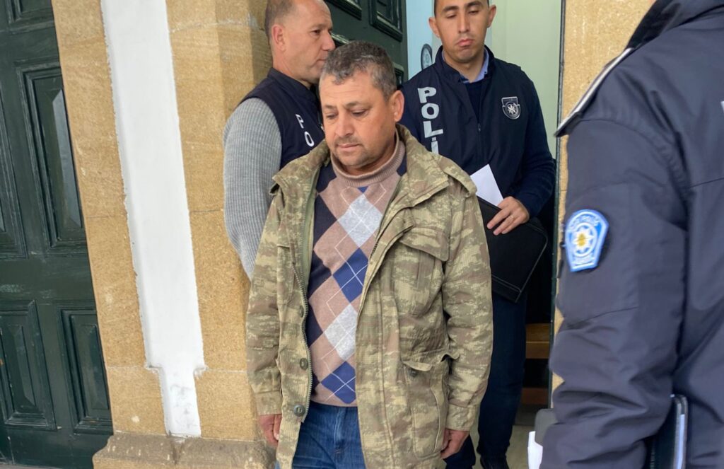 Sahte evrakla ilgili bir kişi daha tutuklandı