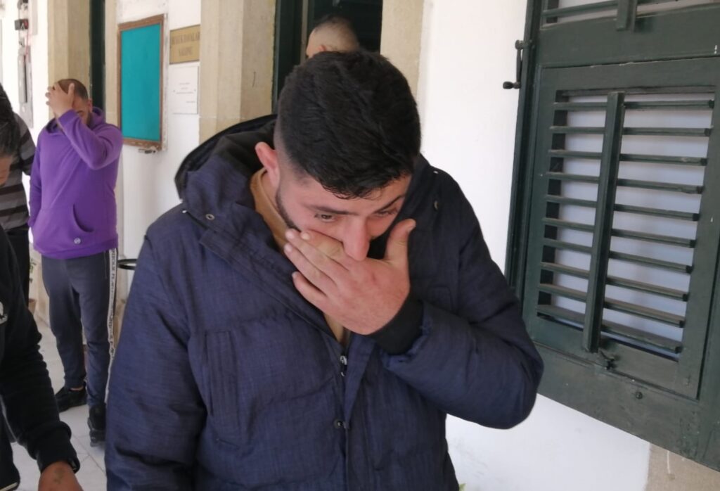 Aracında ve üzerinde uyuşturucu bulundu