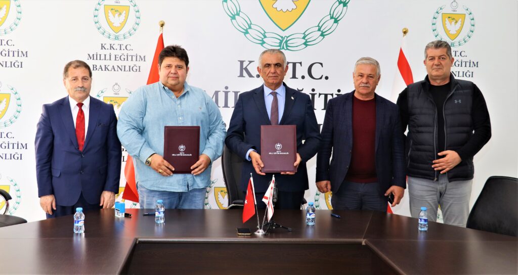 “Bir Okul da Sen Yap Kampanyasını başlatıyoruz”