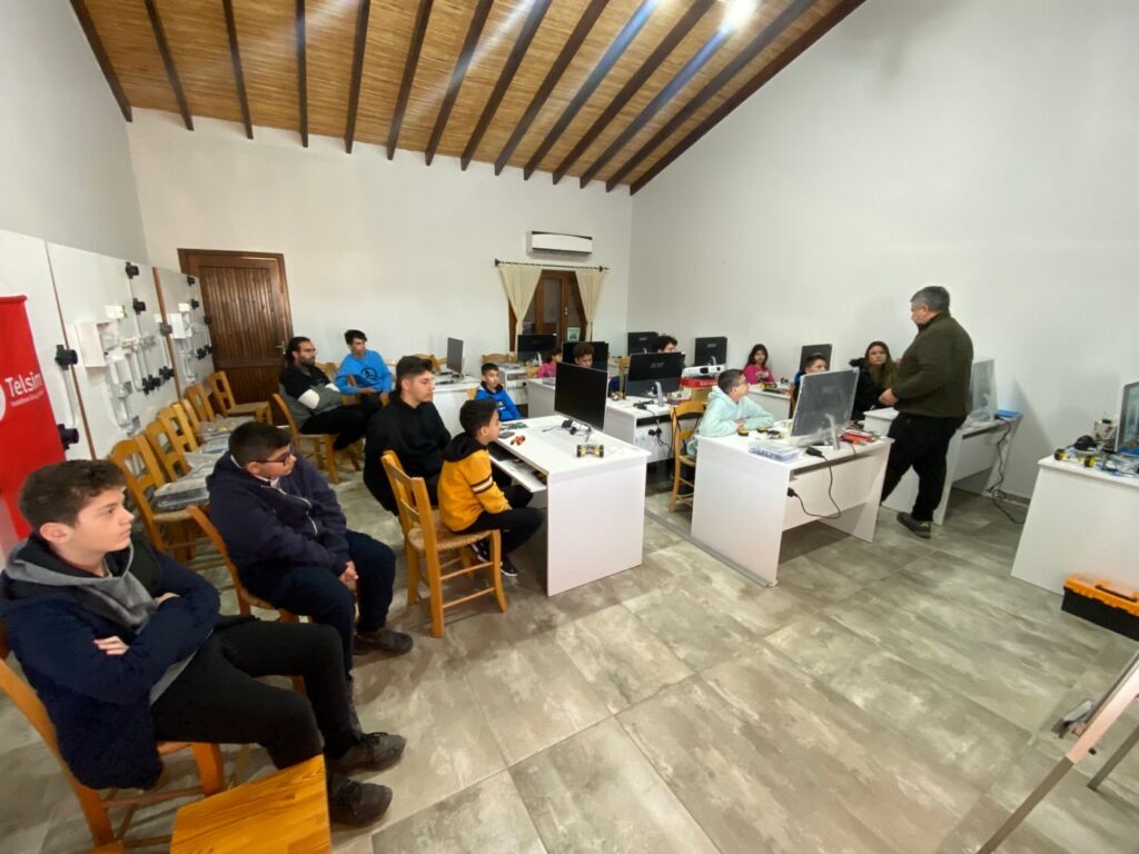 “Robotik Kodlama” eğitimleri devam ediyor