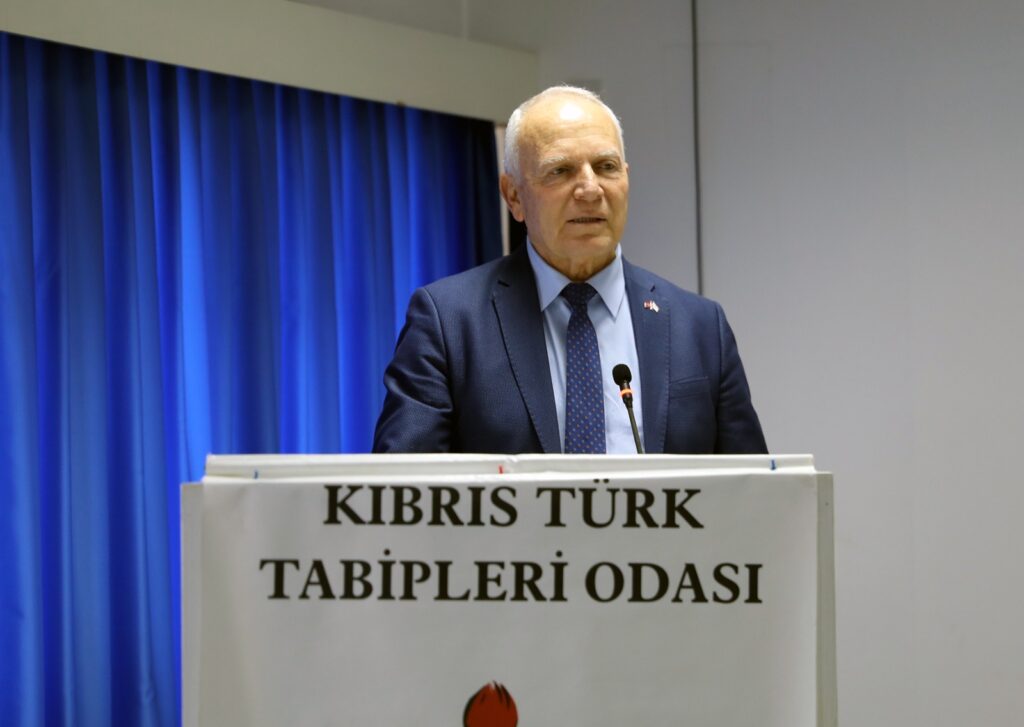 “Çocuk sağlığıyla ilgili Meclis’e gelecek yasaların da takipçisi ve destekçisiyiz”