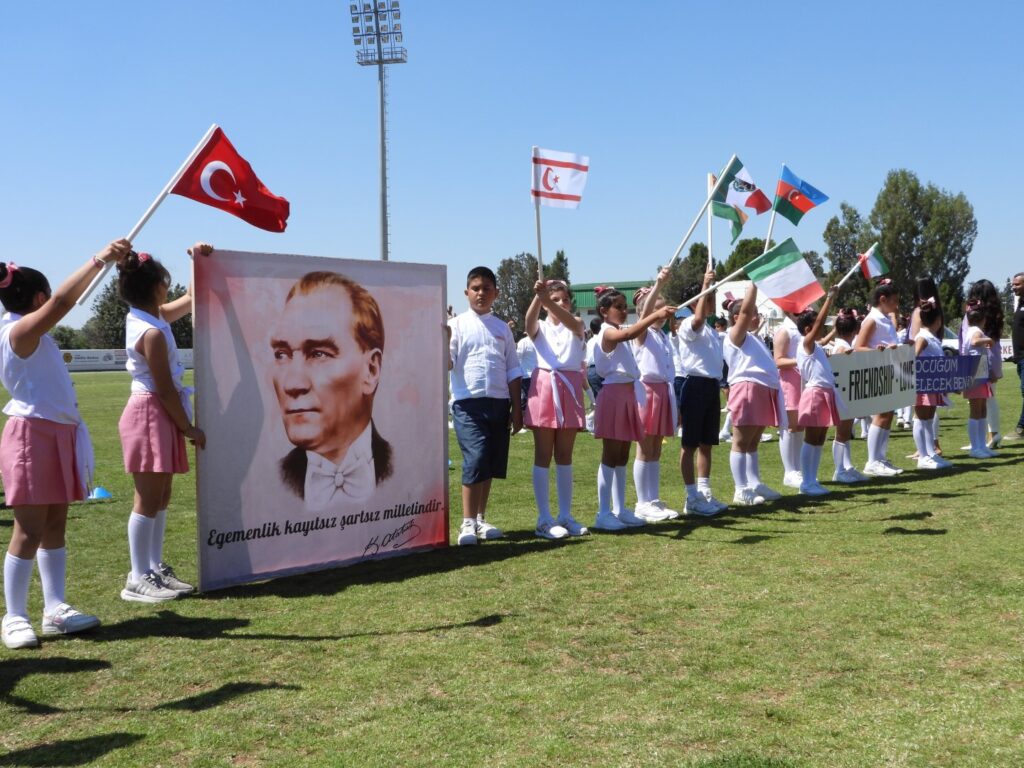 İskele’de 23 Nisan coşkusu, iki ayrı törende yaşandı