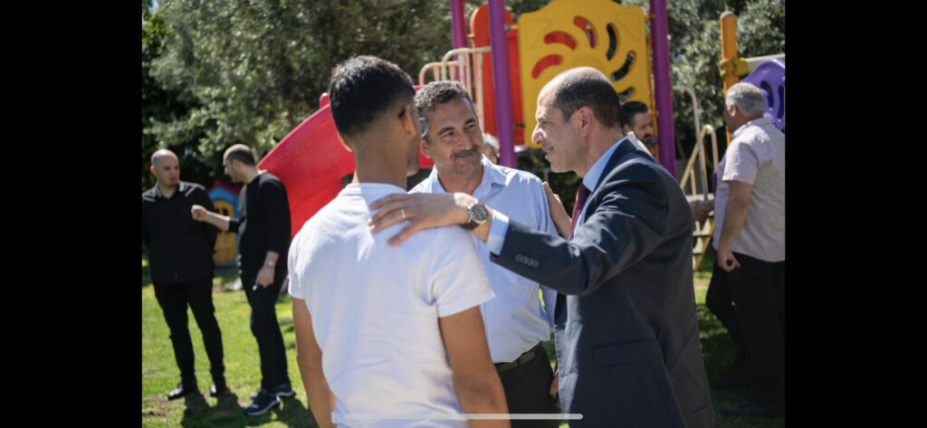 “Önce memleketim diyerek güzel günler göreceğiz, bu devran dönecek”