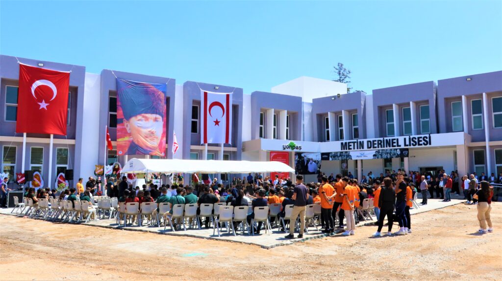 “İnsana yapılan en iyi hizmet, eğitime yapılan hizmettir”