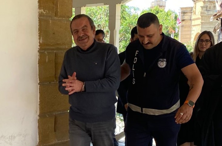 Ülkeye yüklü miktarda para ile giriş yapmıştı