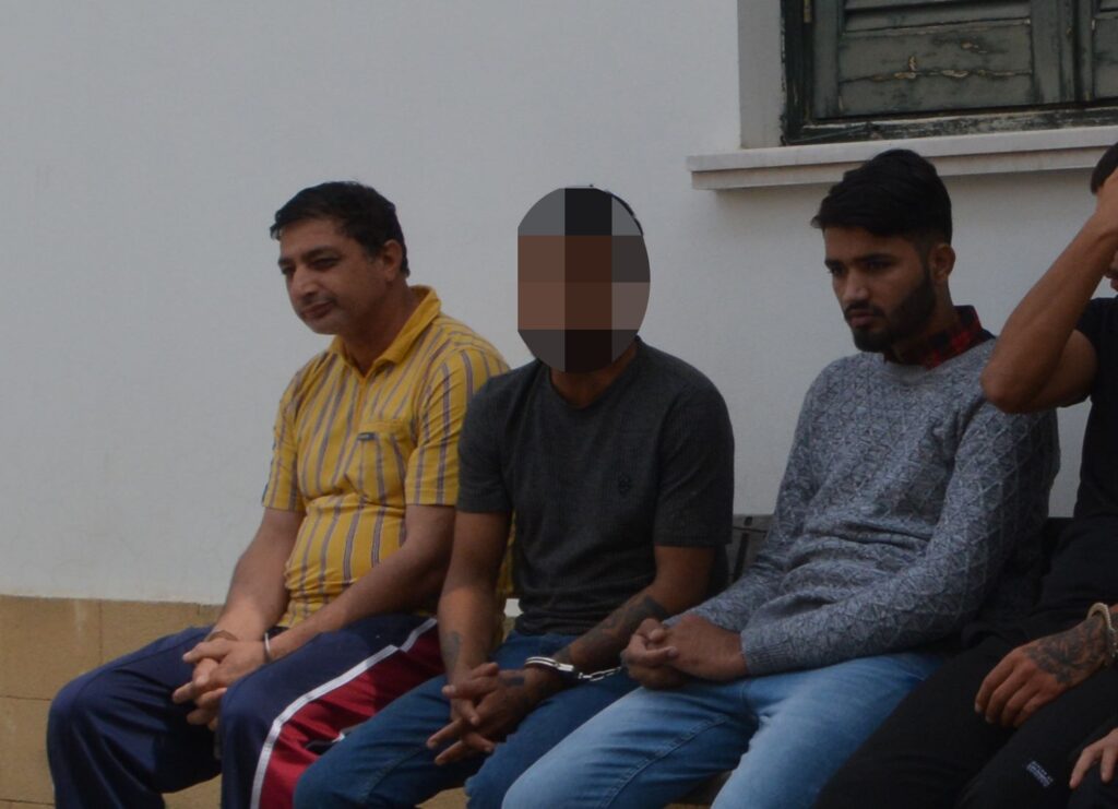 Sahte pasaport zanlısı cezaevine gönderildi