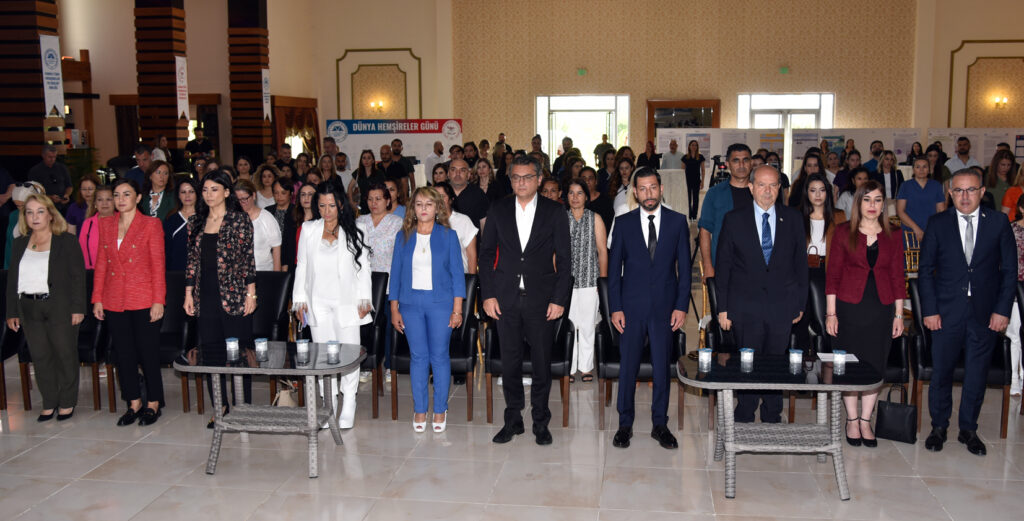 “Sağlık hizmetleri sunumunda sağladığınız katkı vazgeçilmez, emekleriniz paha biçilmezdir”