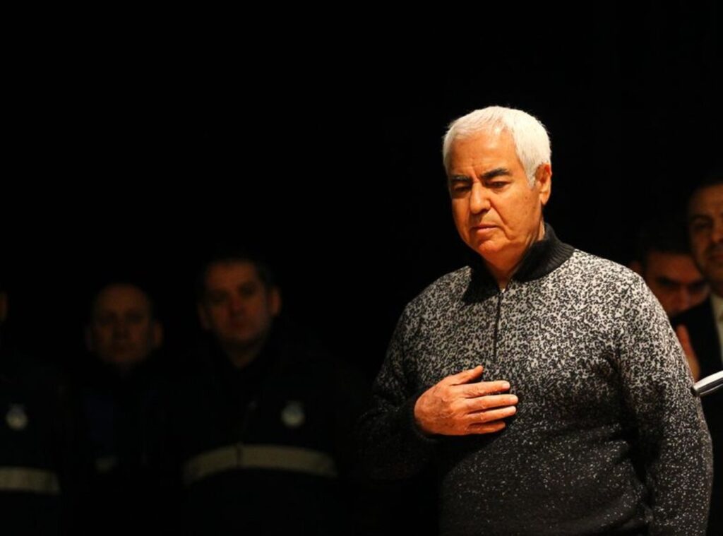 Türk halk müziği sanatçısı ve oyuncu Nuri Sesigüzel hayatını kaybetti