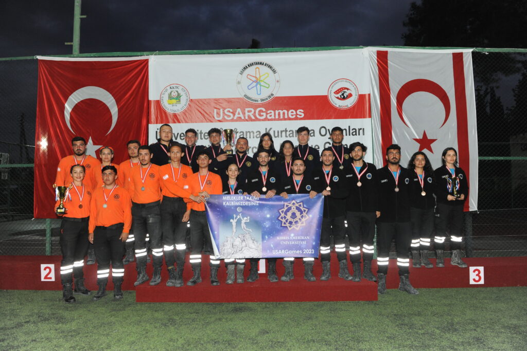 “Oyunlarda gösterilen bu kapasite gençlerin nelere muktedir olduğunu göstermektedir”