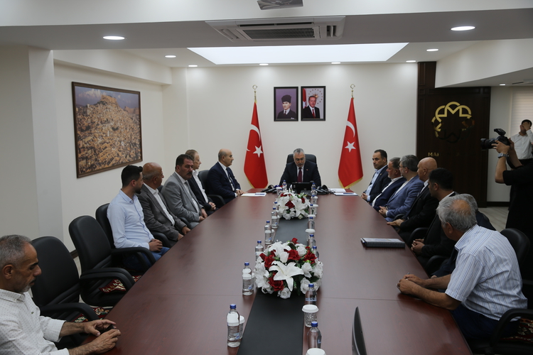 “İstikbalimizi daha güzel günlere, bayrağımızı daha yükseğe birlikte taşıyacağız”