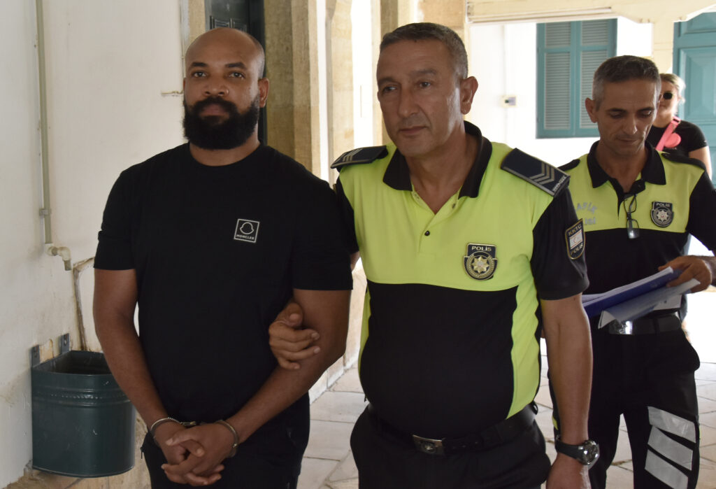 Alkollü sürücü tutuksuz yargılanacak