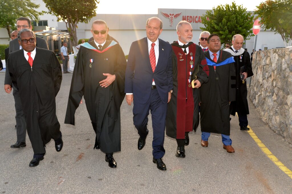 “Büyük başarılara imza atacağınıza olan inancım tamdır”