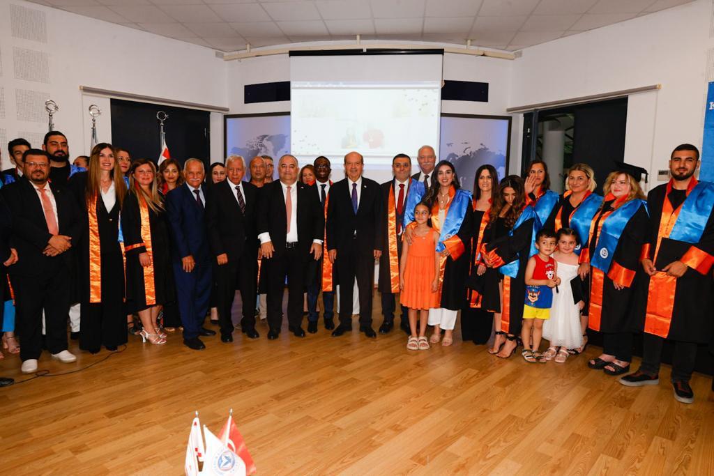 “Hayat boyu sürecek eğitim serüveninizle ülkelerinize büyük katkılar sağlayacağınıza inanıyorum”