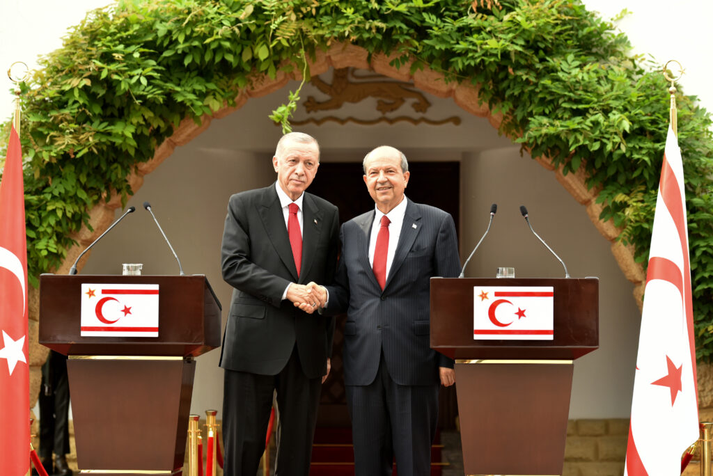 “Türkiye’den kabloyla KKTC’ye elektrik sağlanacak”