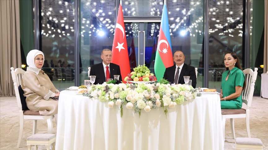 Türkiye Cumhurbaşkanı Erdoğan Azerbaycan’a gitti