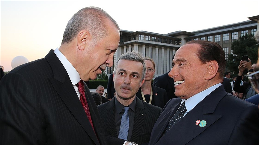 “Kendisi, her zaman hakiki bir dost olarak anılacaktır”