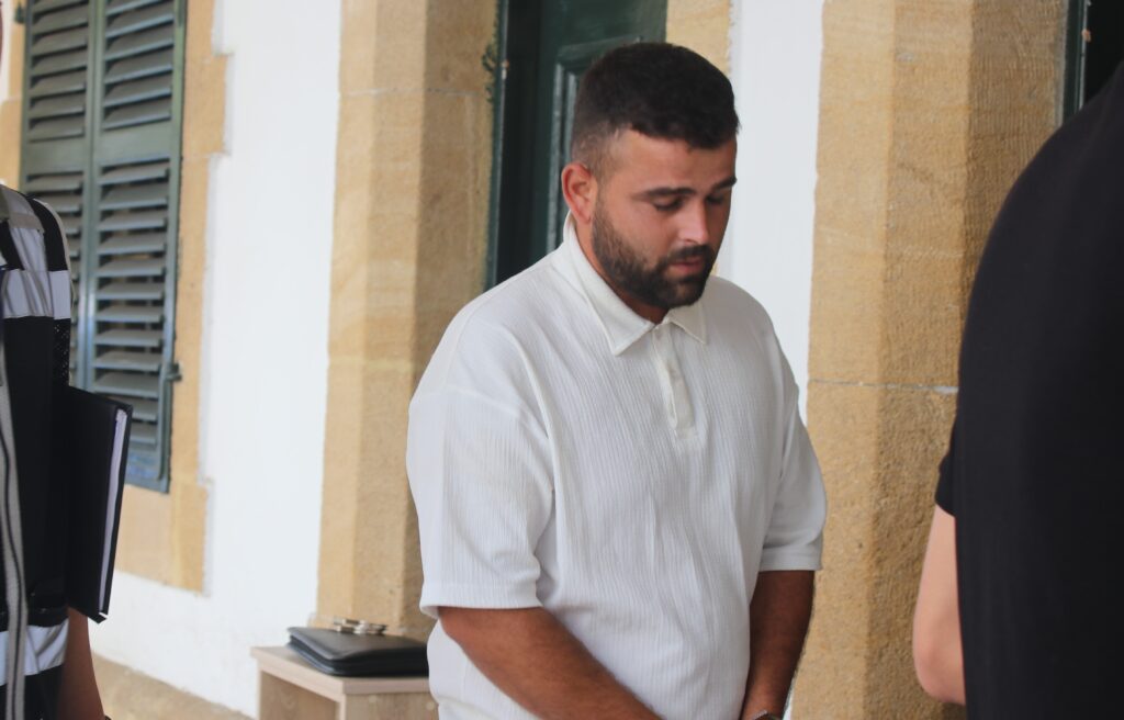 Garajdaki araçtan yüklü miktarda para çalmıştı, cezaevine gönderildi!