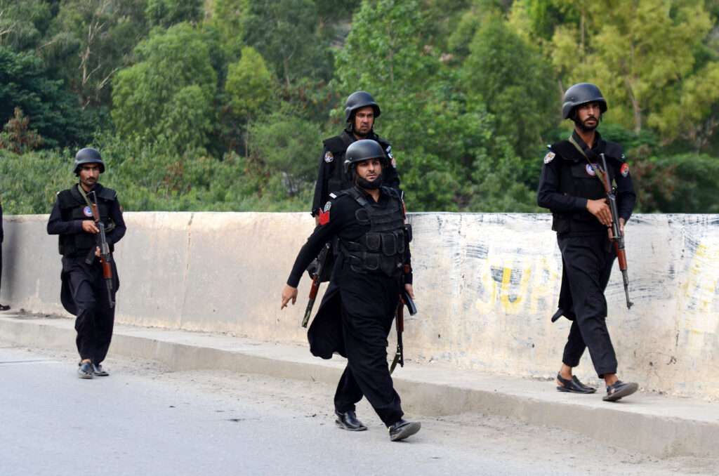 Pakistan’da siyasi parti kongresini hedef alan bombalı saldırıda 35 ölü, 80’den fazla yaralı