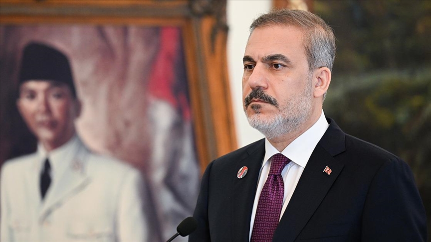 “Müslüman ülkeler, Filistin halkını teminat altına almalı, kalıcı barışın garantörleri olarak hareket etmeli”