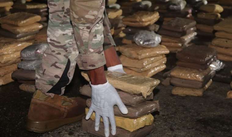 Panama’da uyuşturucu operasyonlarında 2,3 tondan fazla kokain ele geçirildi