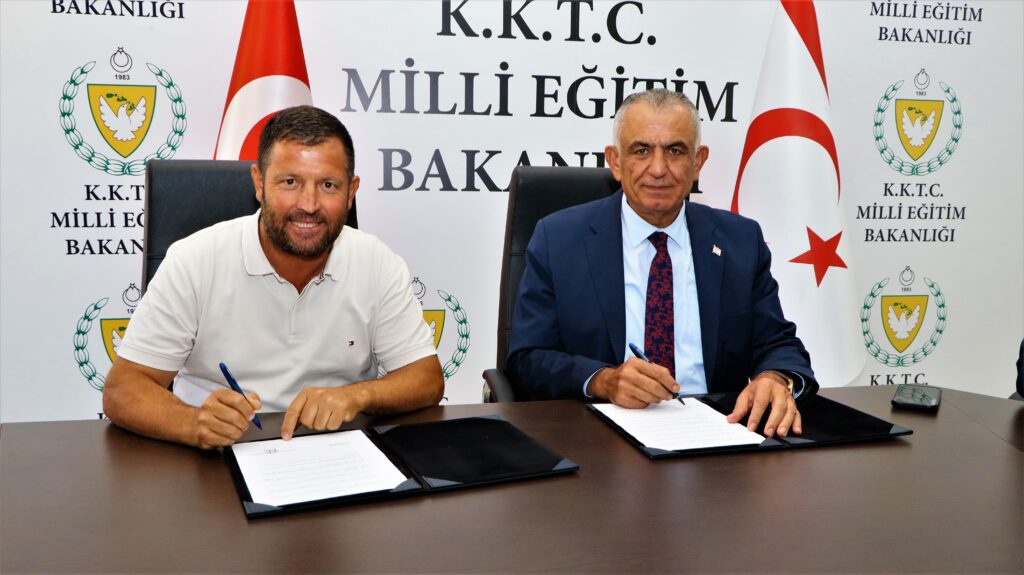 “Eğitime yapılan her destek çok önemli”