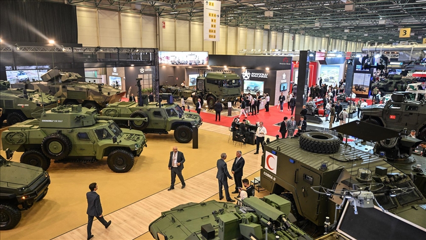 Dünya savunma sanayisini buluşturan IDEF’23 İstanbul’da başladı
