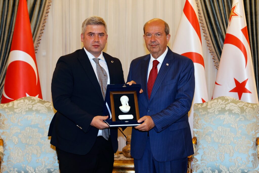 “Binlerce yıllık gelenekleri gelecek nesillere aktarmak ancak büyük milletlere nasip olur”