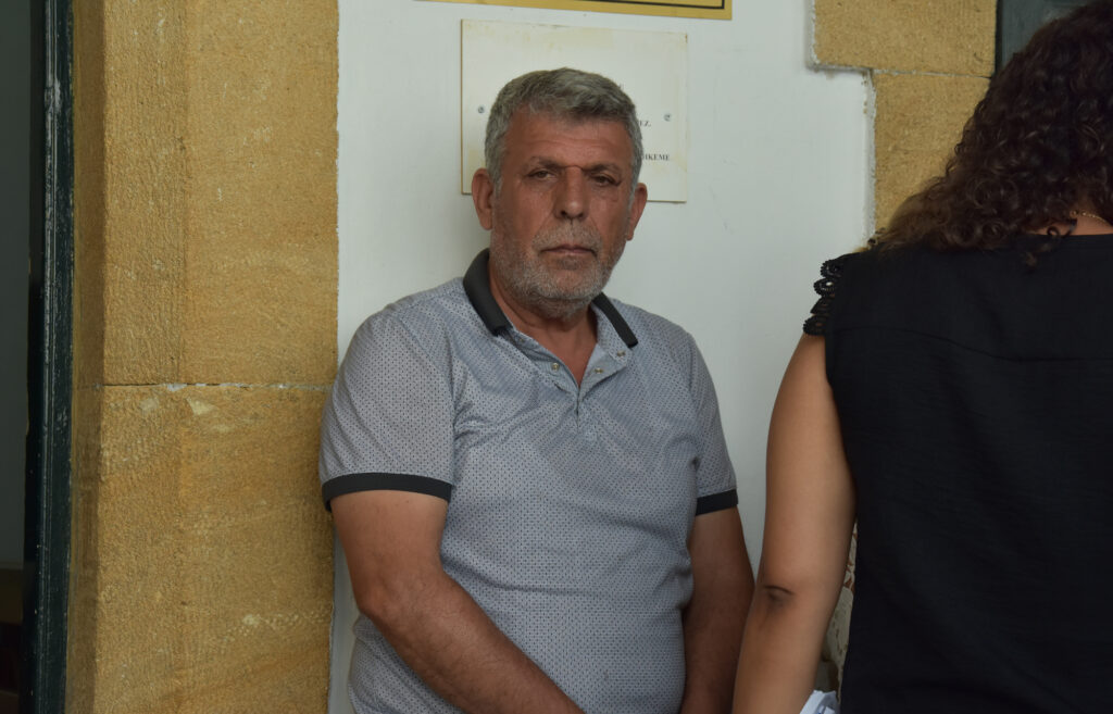 Karşıdan gelen araca çarparak sürükledi!
