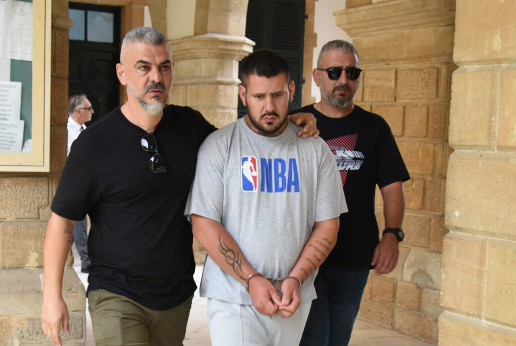 Güney’den Kuzey’e 1,5 kilo uyuşturucu!