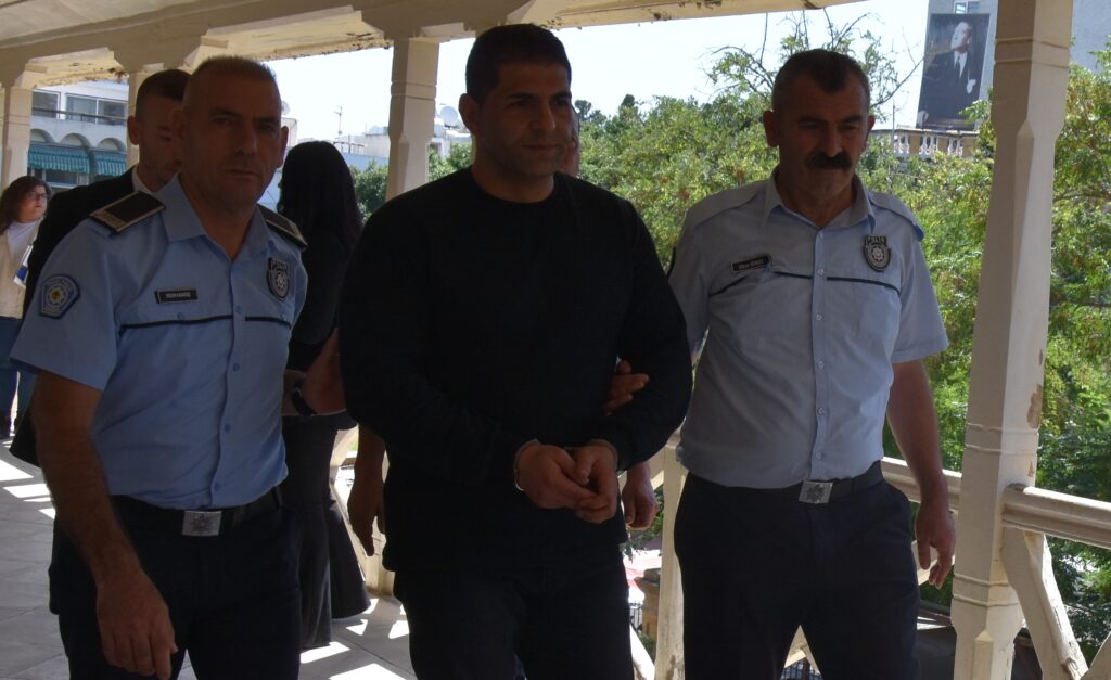 Deniz’e 6 yıl hapis cezası!