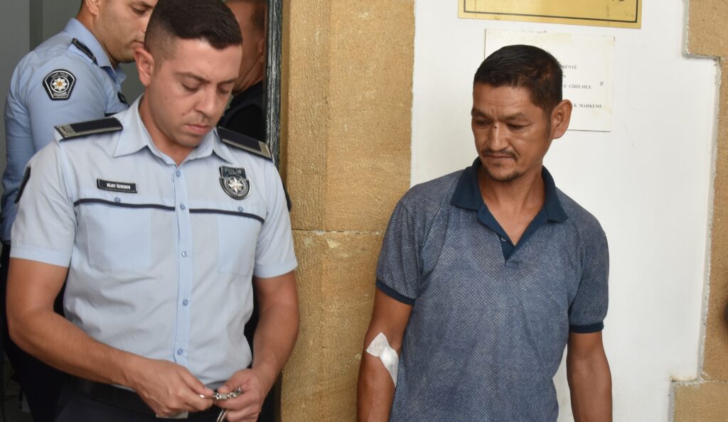Eski patronunun evine giren zanlı cezaevine gönderildi