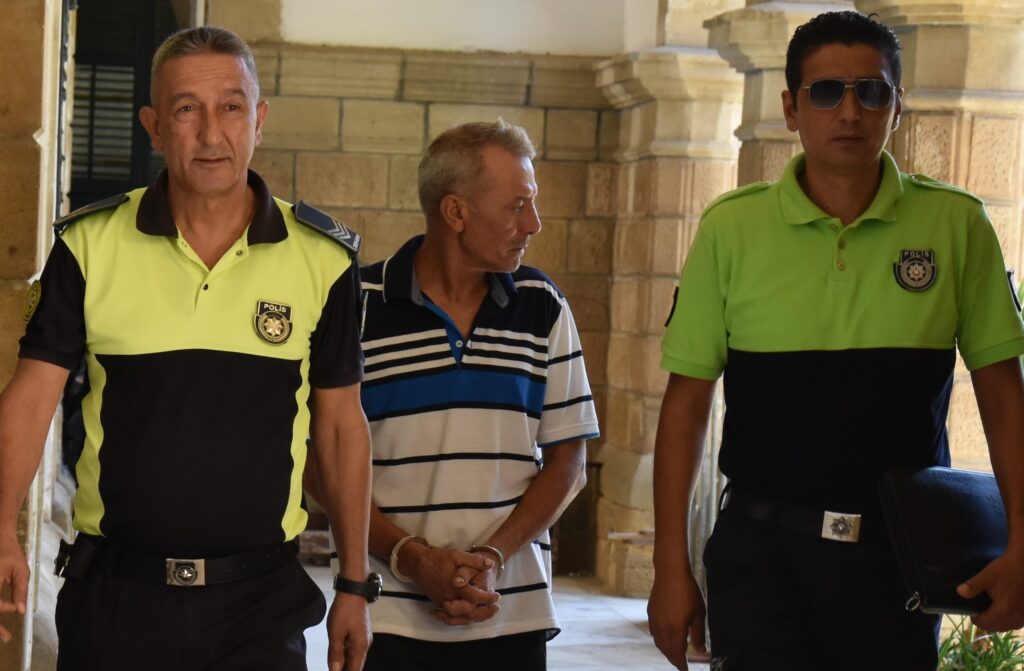 Ehliyetine geçici olarak el konuldu