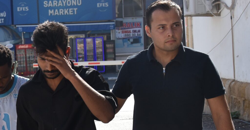 Başkasına ön izin çıkarmak için sahte banka teminatı düzenledi!