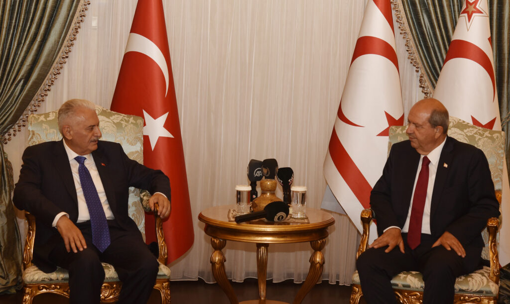 “Anavatan Türkiye ile bağların koparılacağı bir kadere asla boyun eğmeyeceğiz”